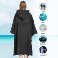 thumbnail image 4 of Toalla Poncho Wetsuit Changing Bath Bating Rata Microfibra Con Capucha para Hombres Mujeres Bolsillo Rápido Seco Bañarse Natación, 4 of 9