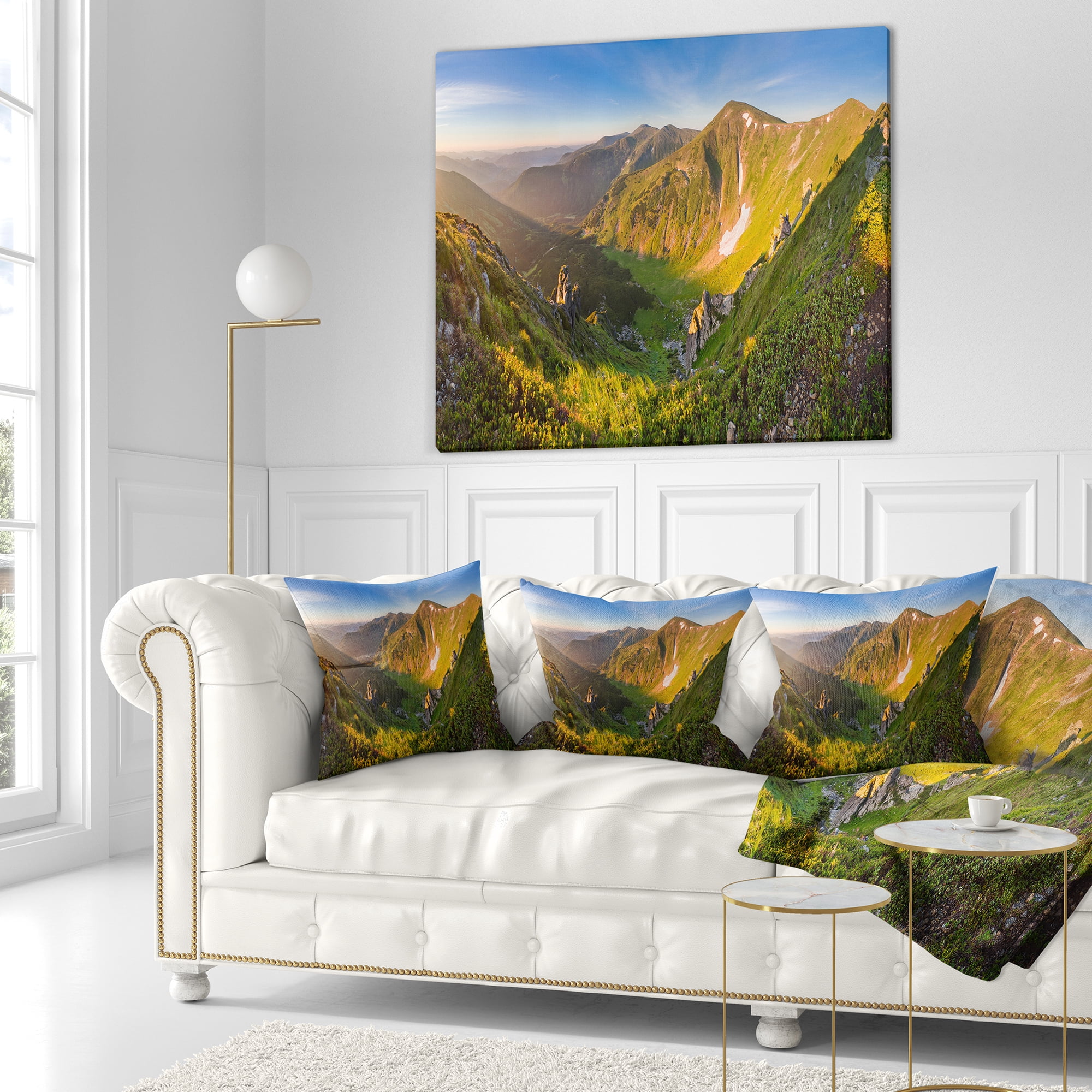Designart Karpaty Highrise Mountains - Landscape Photo Throw Pillow - 18x18