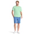 thumbnail image 3 of Camiseta IZOD Saltwater Soft Wash con Bolsillo, Cuello Redondo, Talla Grande, Verde Prado, 3 of 6
