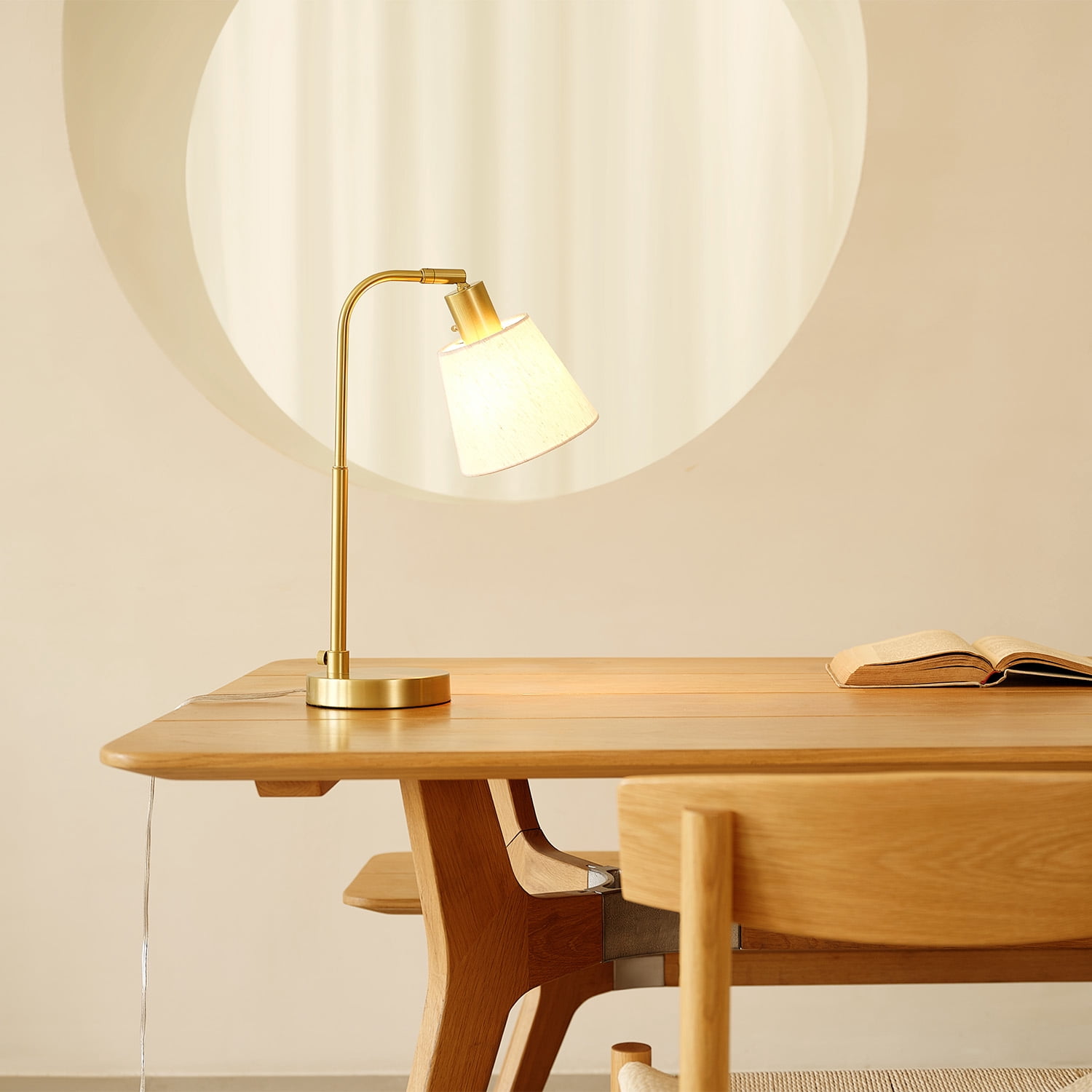 Globe Electric 16" Matte Brass Desk Lamp with White Linen Shade, Modern Style, 91006814