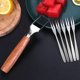 thumbnail image 2 of Cortador de sandía portátil de acero inoxidable | Herramienta para cortar sandía con mango de madera | Cortador de fruta | Herramienta ergonómica para cortar sandía en rodajas uniformes, 2 of 8