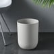thumbnail image 5 of Basurero redondo de gran capacidad para baño con paredes gruesas para sala de estar, resistente a olores y duradero para zonas de mucho tránsito. Aestivo | Gris | AESTIVO, 5 of 7