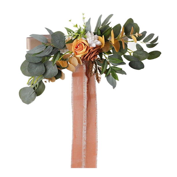 Arreglo de flores artificiales del respaldo de la silla artificial artificial naranja