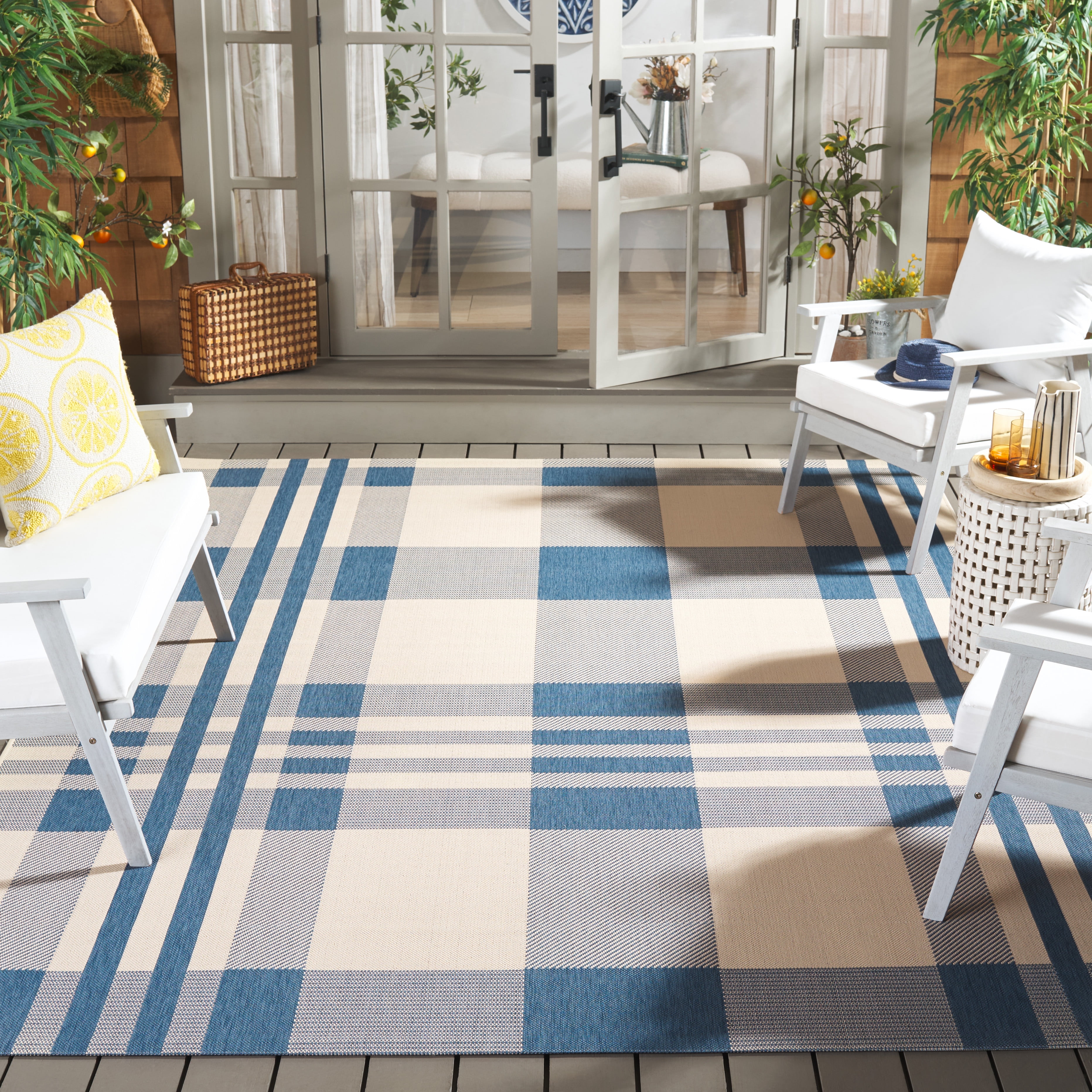 Safavieh Courtyard Benjamin Plaid Indoor/Outdoor Area Rug, Beige/Blue, 9' x 12'