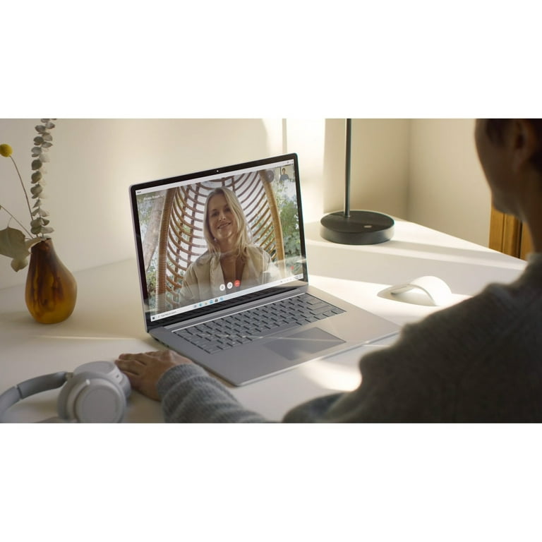 Microsoft Surface Laptop 4 - 15inch, R7 CPU, 8GB RAM, 256GB Microsoft Surface Laptop 4 - 15inch, R7 CPU, 8GB RAM, 256GB