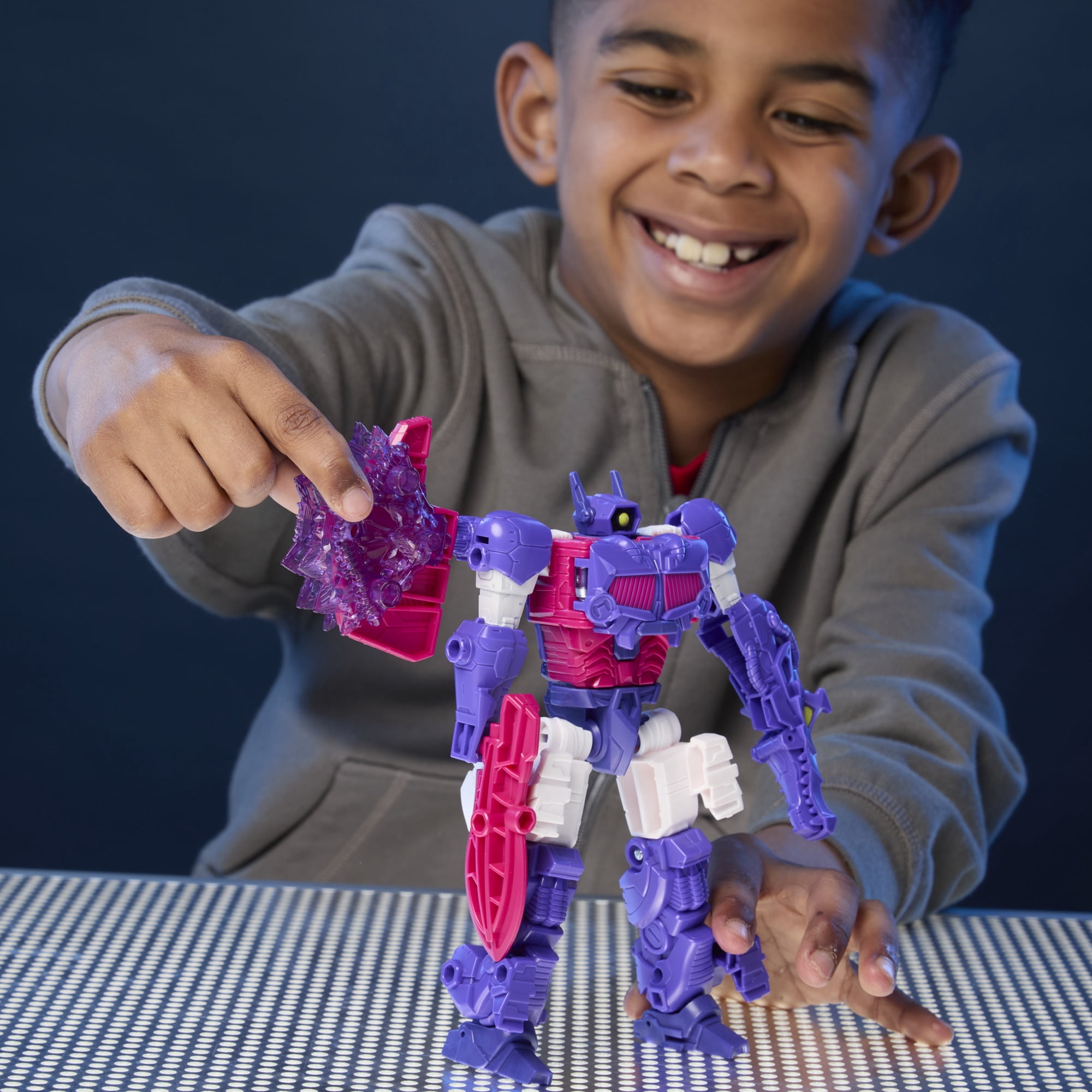 Transformers Toys CYBERWORLD Shockwave Ultimate Cyber Changers 6.5-inch Action Figure, 6+