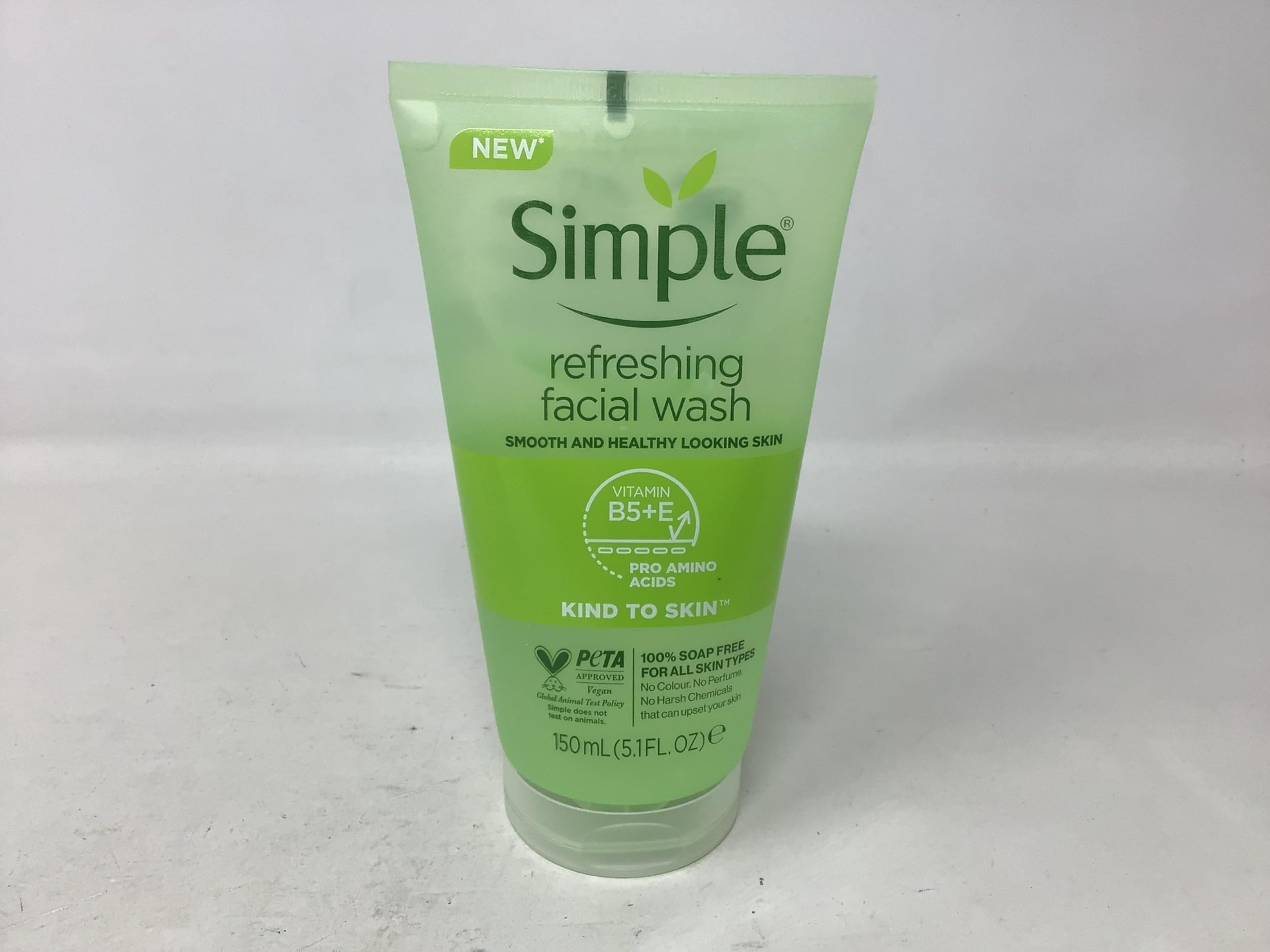 Simple Kind to Skin Refreshing Facial Gel Wash, 5.07 Ounce / 150 Ml Pack of 3