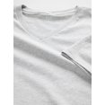 thumbnail image 4 of Camiseta GAP para hombre Everyday Soft Logo con cuello en V B08 XS, 4 of 5