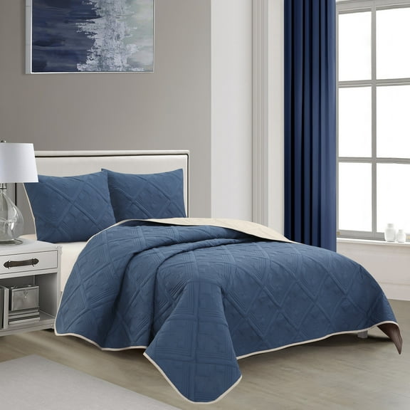 Nanshing Logan 3 Piece Reversible Geometric Quilt Set Queen