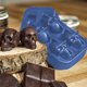thumbnail image 4 of Bandeja de cubitos de hielo de calavera 3d con tapa, bandeja de congelación de vino (4 cubos de calavera) azul JAMW Sencillez, 4 of 5