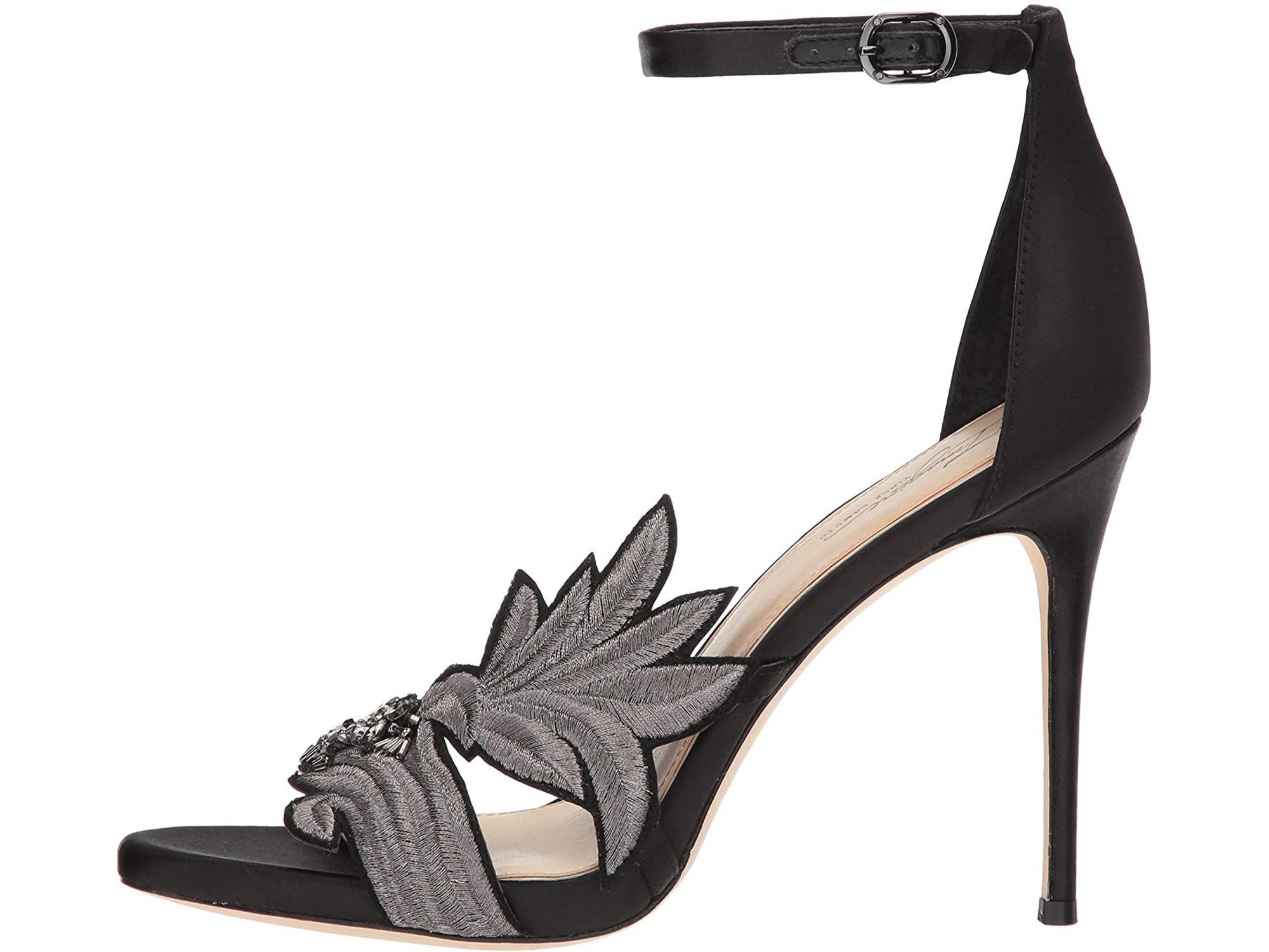 vince camuto dayanara