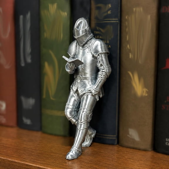 Knight Bookshelf Decor, A variety of styles to choose from,Finished Armored Knight Statue, Unique Gothic Library Figurine for Book Lovers, Office Desktop Ornament(Silver)