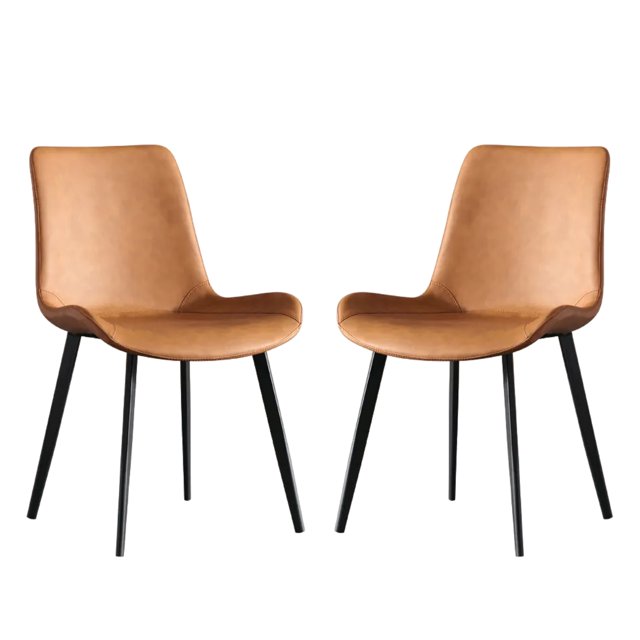 set sillas de comedor nova minimalistas modernas 2 unidades. Par de sillas NOVA marrón claro con asiento curvo ergonómico tapizado y costuras visibles, respaldo ligeramente inclinado y patas metálicas negras en ángulo; vista frontal sobre fondo blanco, aptas para comedor, oficina en casa o como asientos extra.