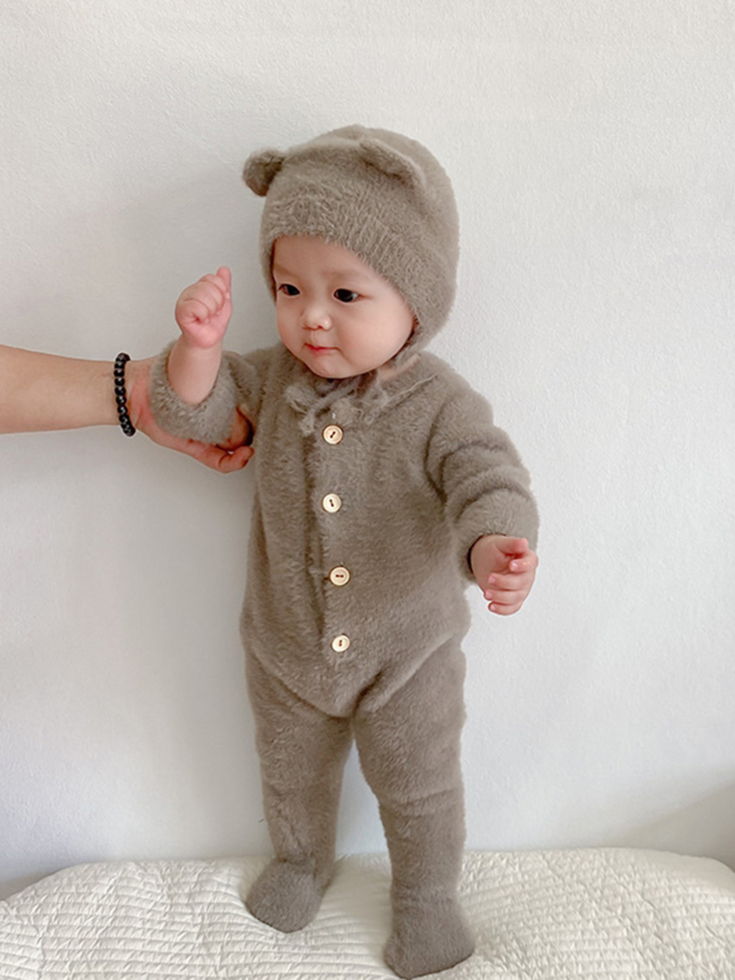 Arvbitana Infant Baby Girl Boy Plush Jumpsuit Long Sleeve Round Neck Button Closure Solid Color Playsuit  + Hat Winter Warm One Pieces Clothes for Infant 2Pcs 0-24M