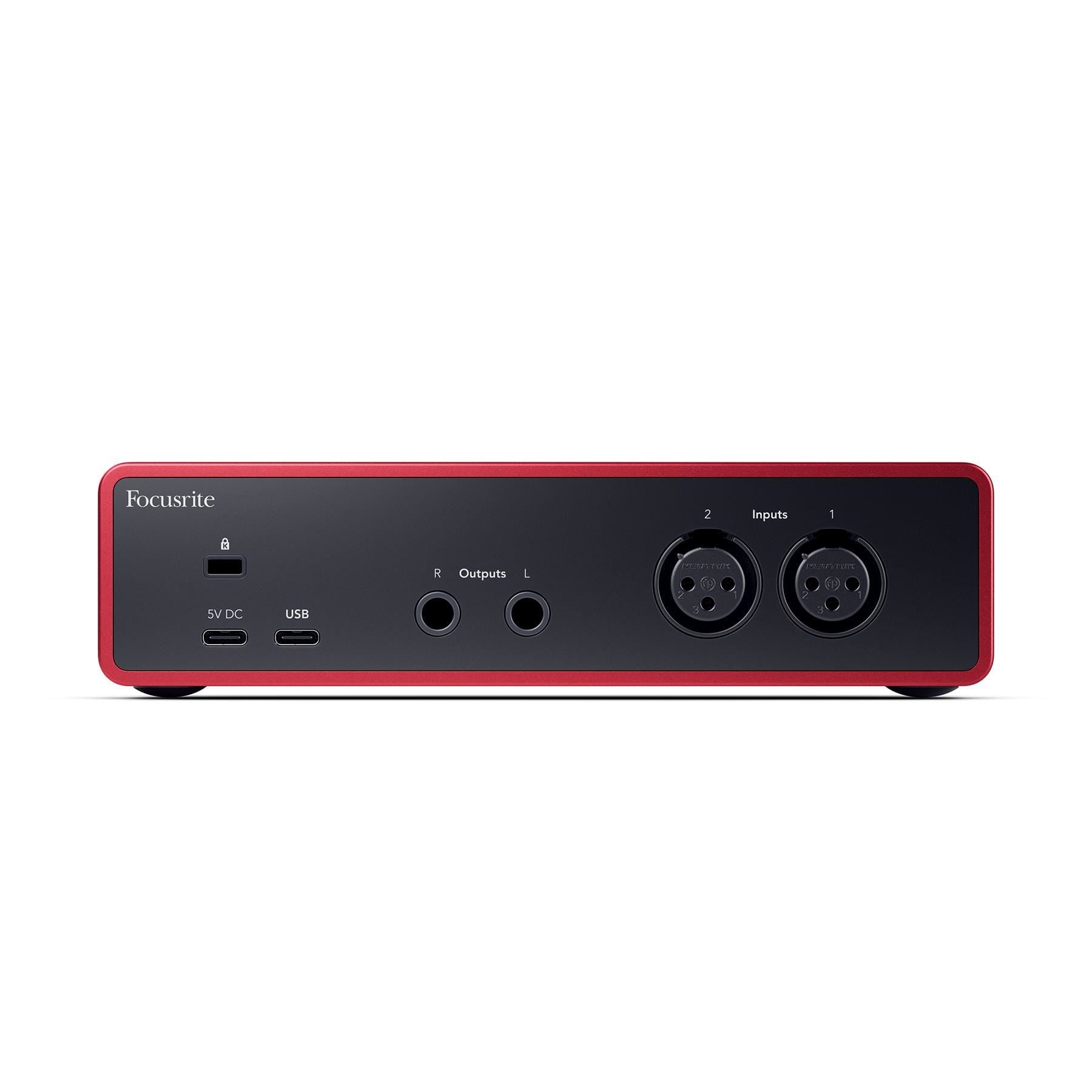 Focusrite Scarlett 2i2 Studio (4th Gen) Recording Package Bundle with Mogami XLR Cable