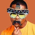 thumbnail image 3 of Gafas de sol Sun-Staches, estilo sombrero, atuendo de fiesta unisex, 3 of 3