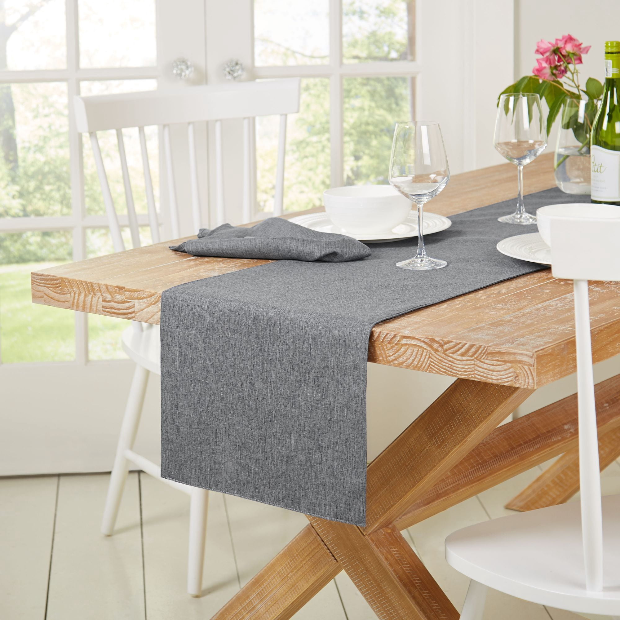 Town & Country Living Somers Table Runner