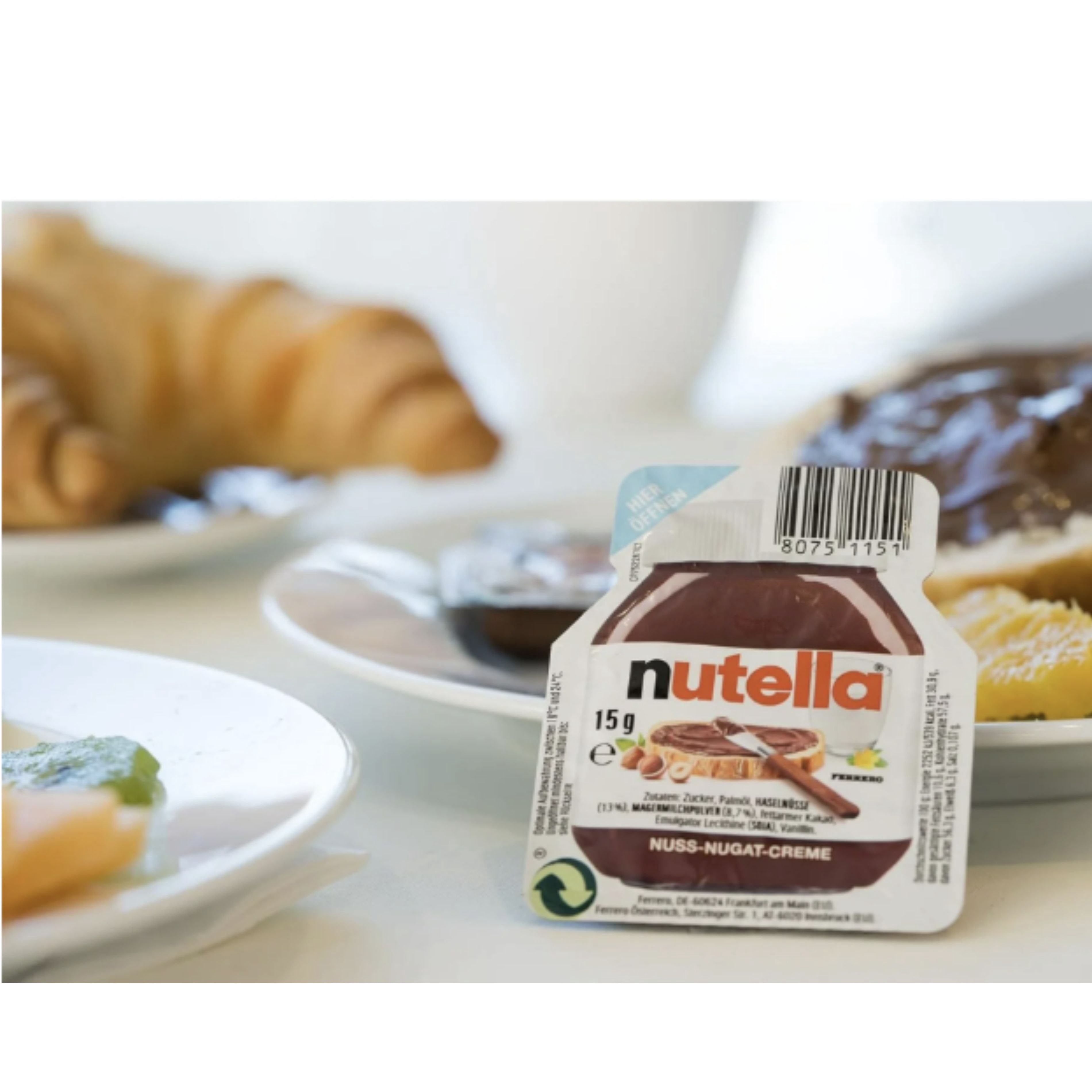 Jif Peanut Butter Cups & Nutella Hazelnut Spread – 40 Single Serve Packets Gift Box