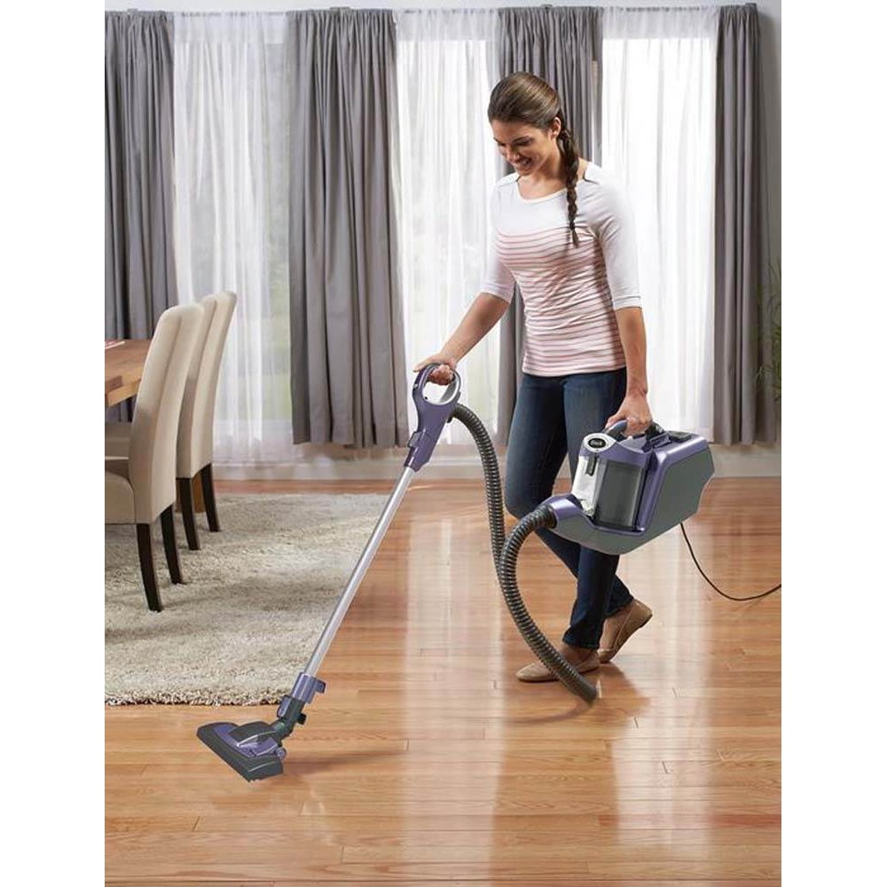 Shark Rotator Lightweight Vacuum Cleaner & 64 Ounce Carpet Washer