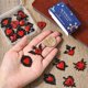 thumbnail image 4 of 1 caja de 16 dijes de corazón sagrado de 8 estilos, dijes góticos esmaltados, colgantes de metal con forma de corazón de aleación roja y negra., 4 of 7