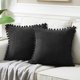 thumbnail image 2 of Paquete de 2 fundas de almohada decorativas lumbares con pompones, juego de fundas de cojín rectangulares sólidas de pana suave para sofá, dormitorio, coche, sala de estar Xemadio CZJJ-ZC16-7, 2 of 7