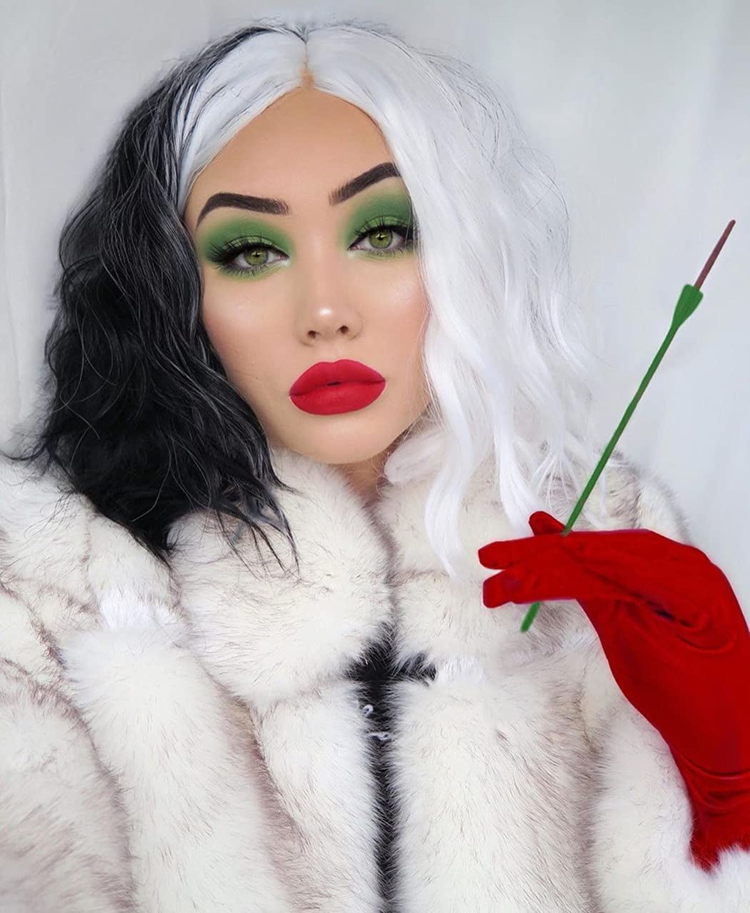 Dopi Black and White Wig for Women Girls Wig for Cruell/a Half White and Half Black Wig Short Curly Wavy Bob Wig Synthetic Hair Wigs Two Tone Wig Split Wig