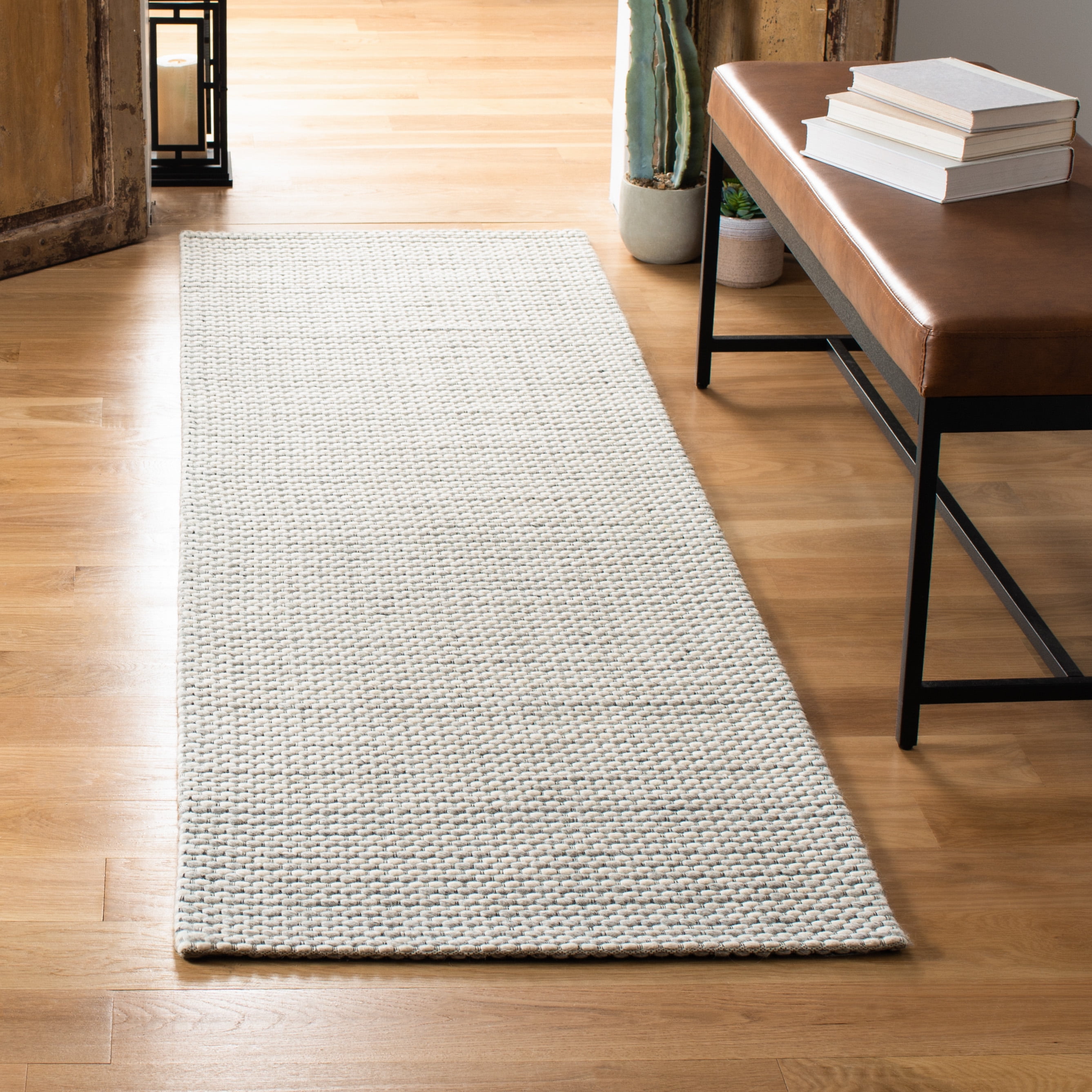 SAFAVIEH Natura Corine Geometric Runner Rug, Silver/Ivory, 2'3" x 16'
