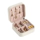 thumbnail image 1 of Estuche de almacenamiento Joyero organizador de almacenamiento, pequeño, portátil, de cuero, caja de almacenamiento de una sola capa para anillos, pendientes, collares, niñas, mujeres, 1 of 8