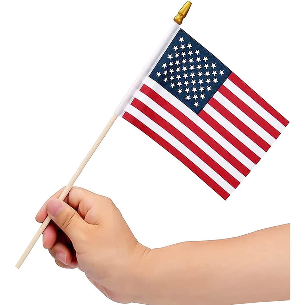 100 Pack 4x6 Inch Mini American Flags on Stick, Small US Flags for 4th of July, Memorial Day, Patriotic Outdoor Yard Decor