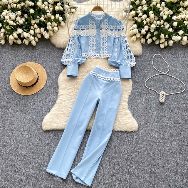 Conjunto de pantalones de dos piezas para mujer, Blusa de manga acampanada de retazos de encaje hueco a la moda, pantalones adelgazantes informales de cintura alta, otoño