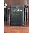 thumbnail image 4 of New Testament, Édition Confraternity, Taille de Poche, 4 of 4