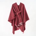 thumbnail image 1 of Xiao Hua Poncho elegante tipo chal para mujer, suave, con abertura frontal, para primavera, otoño e invierno, color rojo, 1 of 3