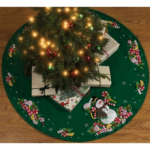Bucilla Felt Tree Skirt Kit, Candy Snowman