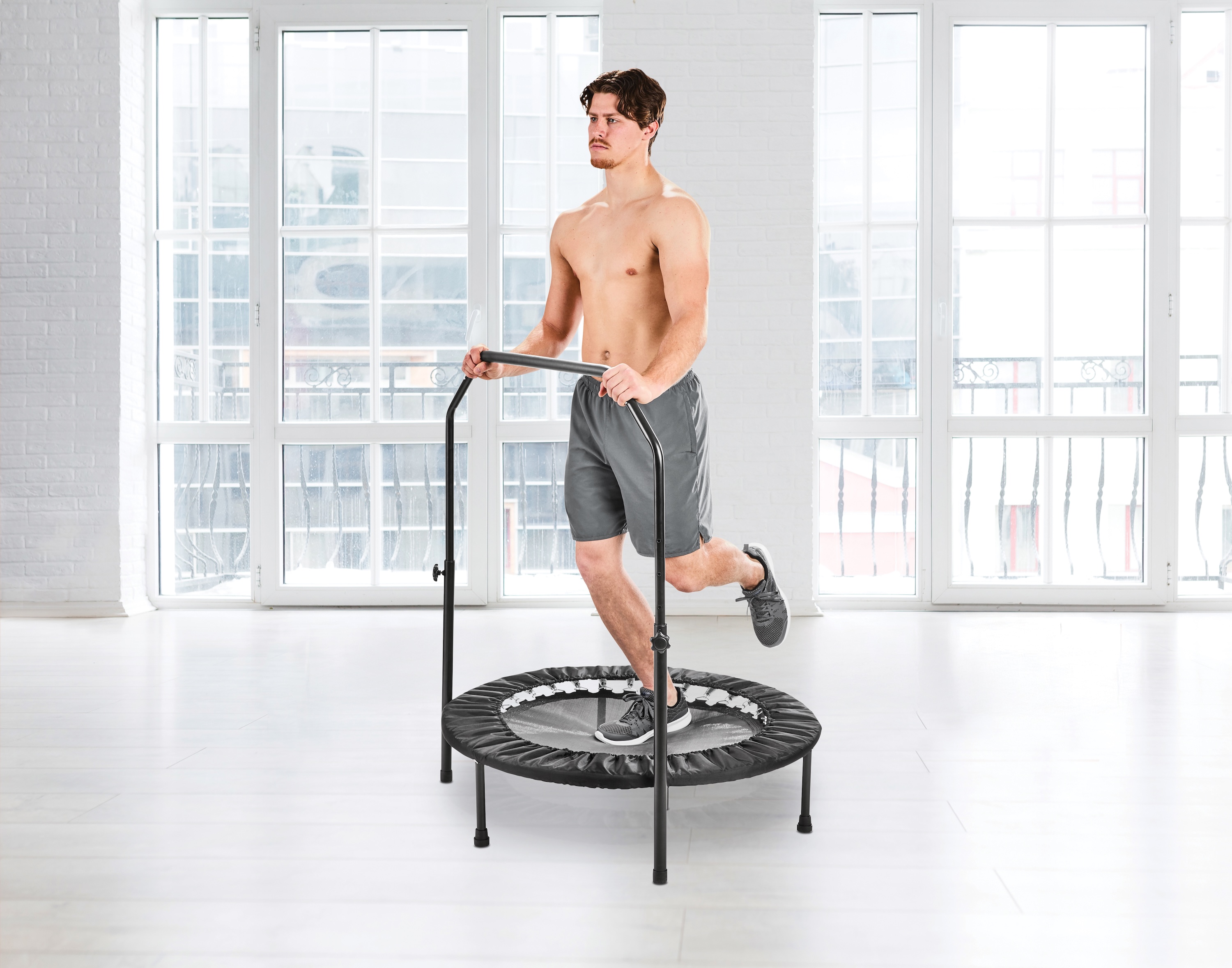 ATHLETIC WORKS 40″ FOLDABLE MINI TRAMPOLINE WITH ADJUSTABLE HANDLE