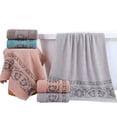 thumbnail image 1 of Pack de 3 Toallas Melocotton Hogar De Medio Baño Surtidas 140x70cm Extra Suave y Absorbente Mod. STY-27, 1 of 3