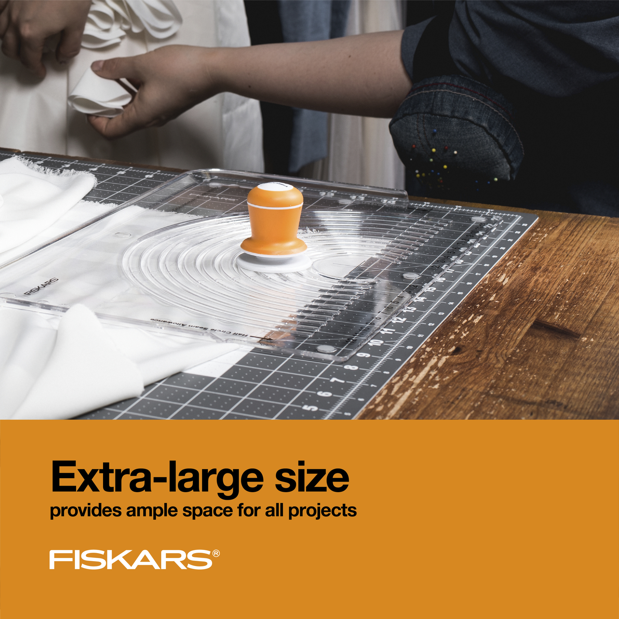 Fiskars 24" x 36" Self-Healing Double-Sided Cutting Mat, Gray and White - image 2 of 6