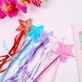 thumbnail image 2 of Varitas de hadas de 5 piezas, varitas de estrellas brillantes, varita de princesa estrella, varita mágica de estrella, para niñas, accesorios de disfraces, juegos de rol, suministros para fiesta de c, 2 of 5