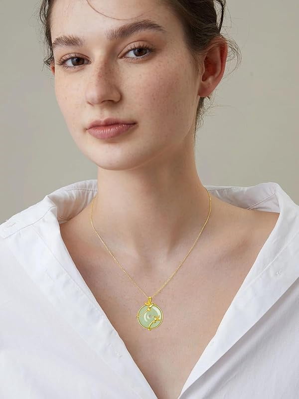 JKR Jade Necklace for Women Sterling Silver Round Cat/Hummingbird/Dragonfly/Butterfly/Bee Jade Jewelry Birthday Gifts Women Mom Wife Grandma