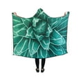 thumbnail image 1 of HATIART Couverture à Capuche Top Cactus Design Chaud Mens Jette des Couvertures Portables Femmes 40x50 Pouces, 1 of 3