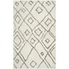 SAFAVIEH Toronto Neasa Abstract Polyester Shag Area Rug, Ivory/Light Grey, 5' x 8'