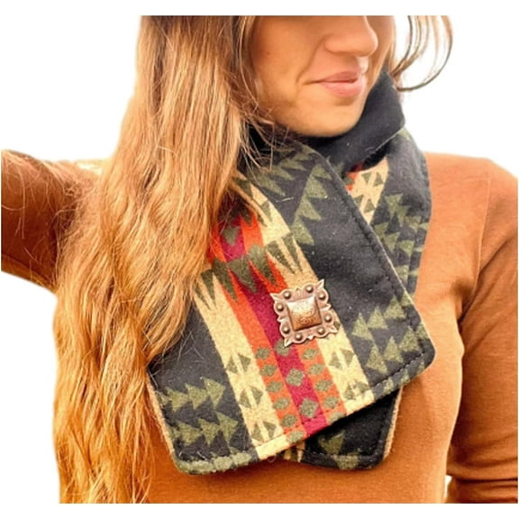 Western Cowboy Green Warm Neck Hood - Womens Neck Warmer with Snap Closure, Comfortable for Outdoor Work & Cold Weather