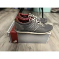 thumbnail image 4 of NEW BALANCE 420 x HERSCHEL SUPPLY CO GREY RED BANDANNA MENS SIZE 10, 4 of 5