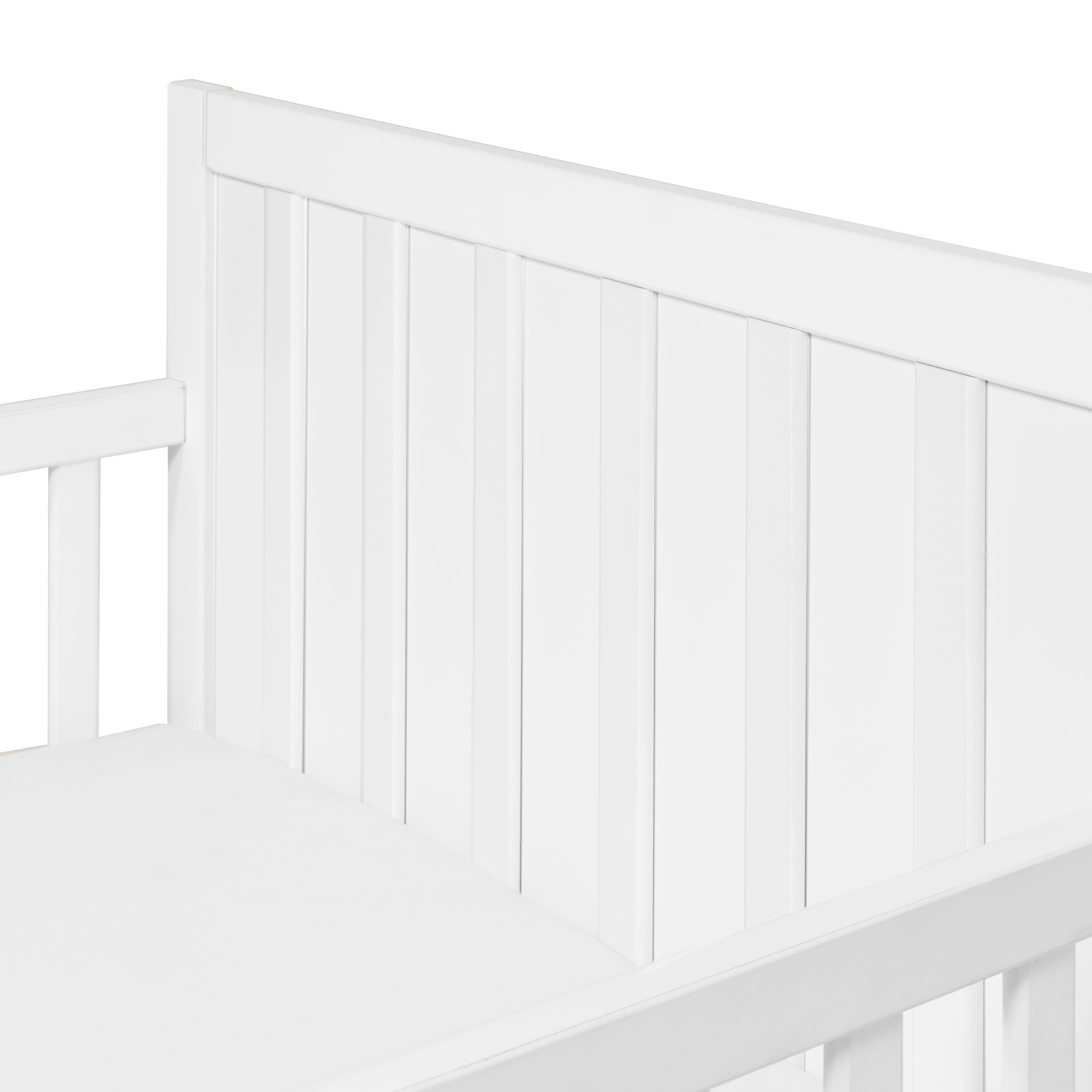 Carter's by DaVinci Benji Toddler Bed in White