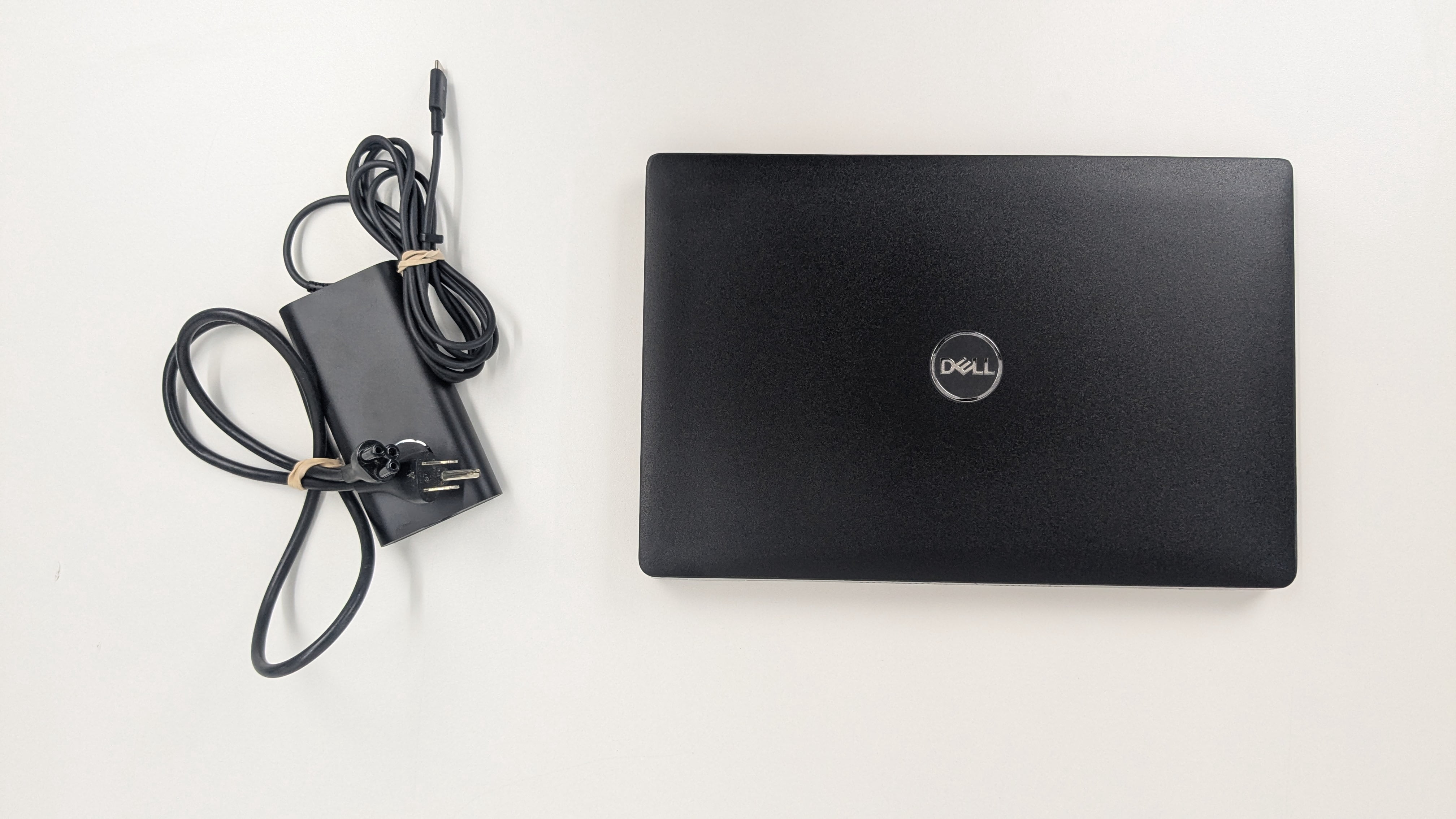 Dell Latitude 14" Full HD Laptop, Intel Core i5 i5-1135G7, 8GB RAM, 256GB SSD, Windows 10 Pro, Gray, 5420
