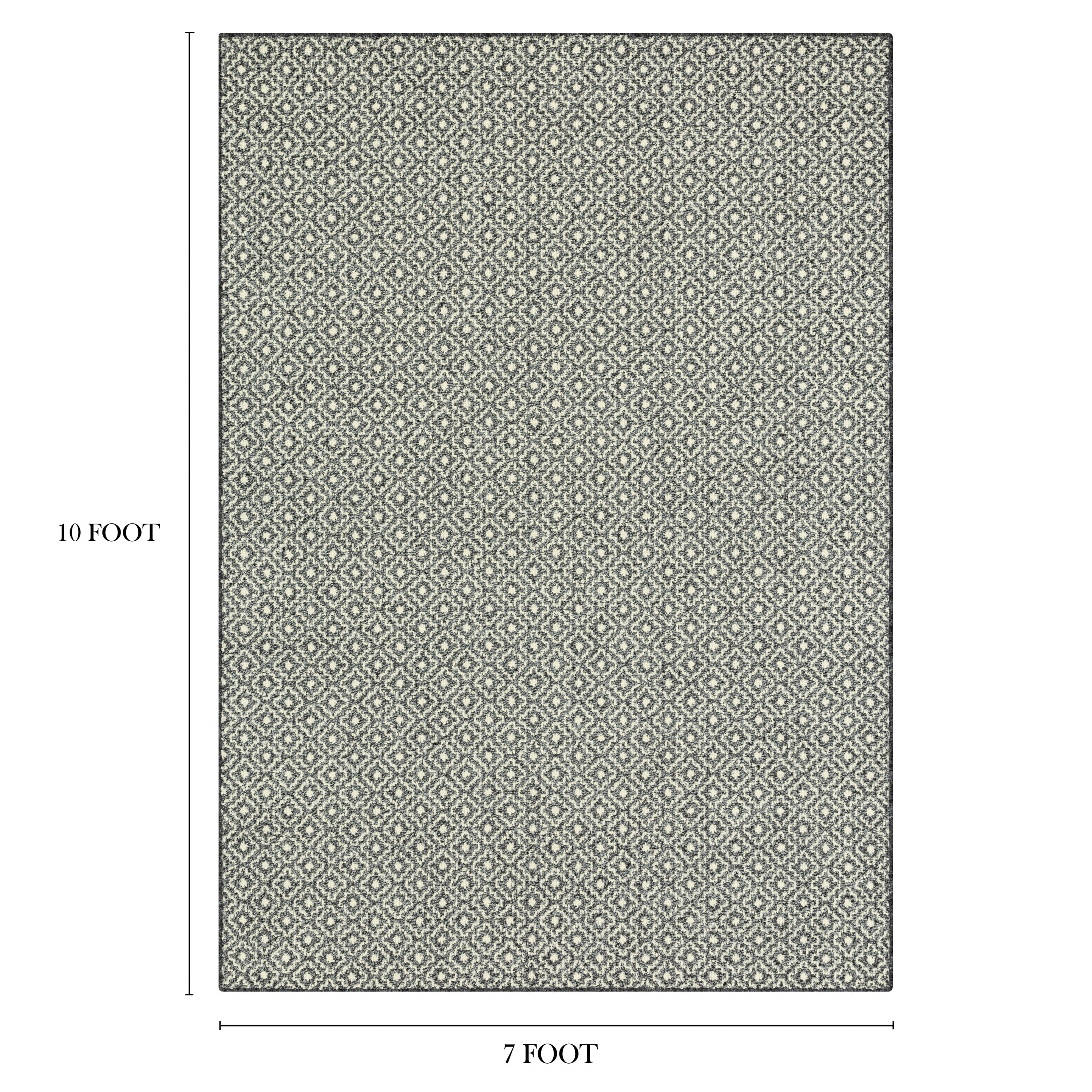 Mainstays Geometric Diamond Black Tonal Indoor Area Rug, 7'x10'