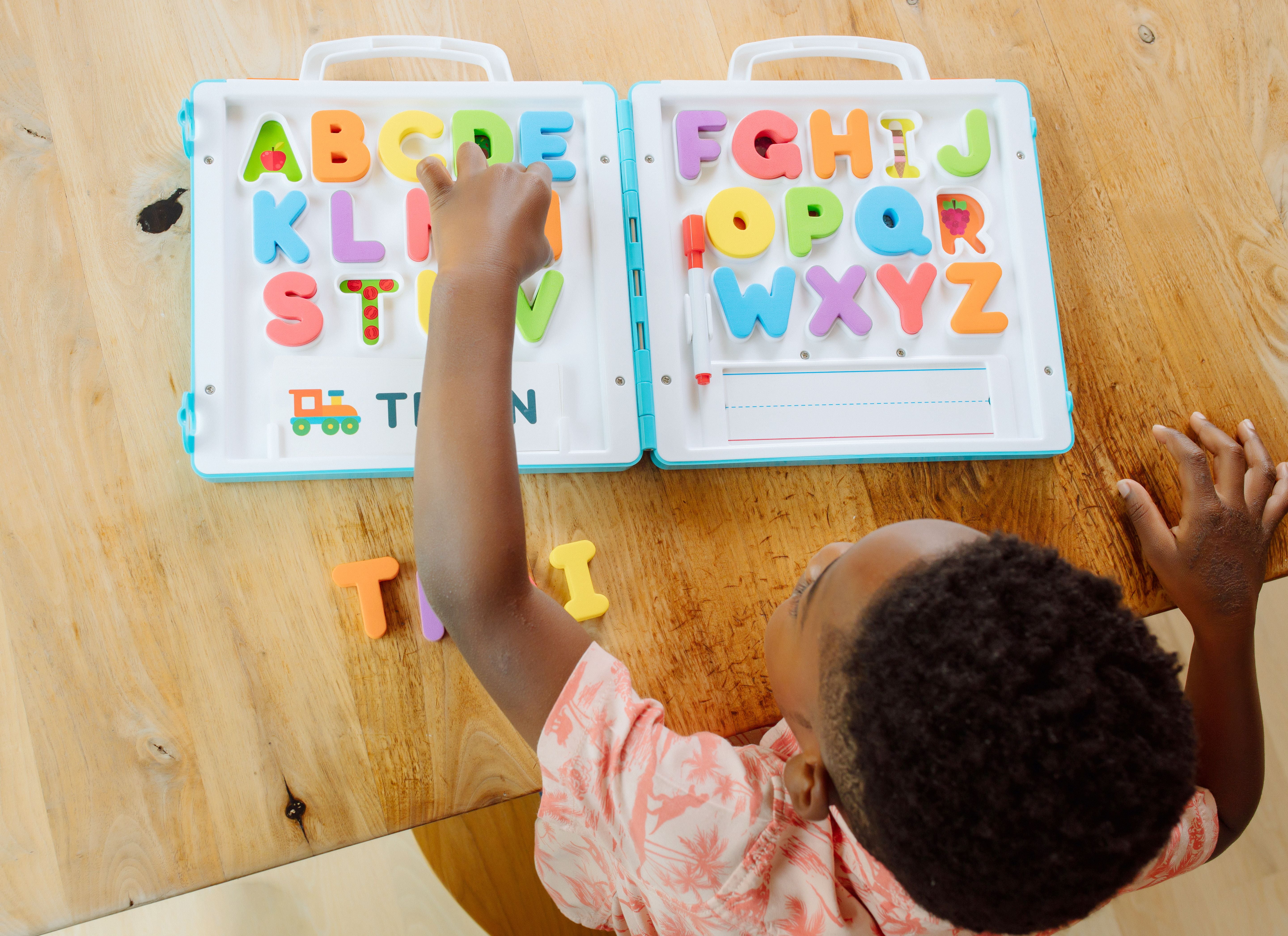 Chuckle & Roar First Words All About A-B-C's Travel Case for Preschool Children Ages 3+ by Buffalo Games