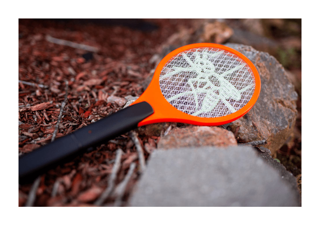 Cutter Glow in the Dark Insect Killer Handheld Racket, Orange and Black, Requires 2AA Batteries