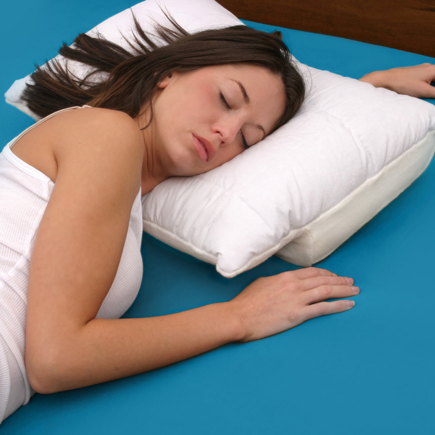 Better Sleep Pillow Memory Foam, 5.5 Inch Thick Foam – Patented Arm-Tunnel Design Improves Hand And Arm Circulation – Neck Pain Relief – Perfect Side And Stomach Sleeper Pillow – Bed Pillow, White