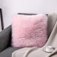 thumbnail image 1 of Funda de cojín decorativa de 45 x 45 cm, almohada decorativa de peluche rosa, piel de oveja, piel sintética de cordero, funda de almohada de pelo largo, cojín para sofá Fell Limit, 1 of 5