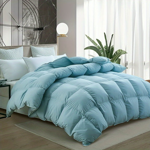 Luxurious Light Blue Goose Down Comforter - All-Season Fluffy Duvet Insert with 8 Corner Tabs, 100% Egyptian Cotton Cover & 3D Baffle Box Design for Modern Bedrooms